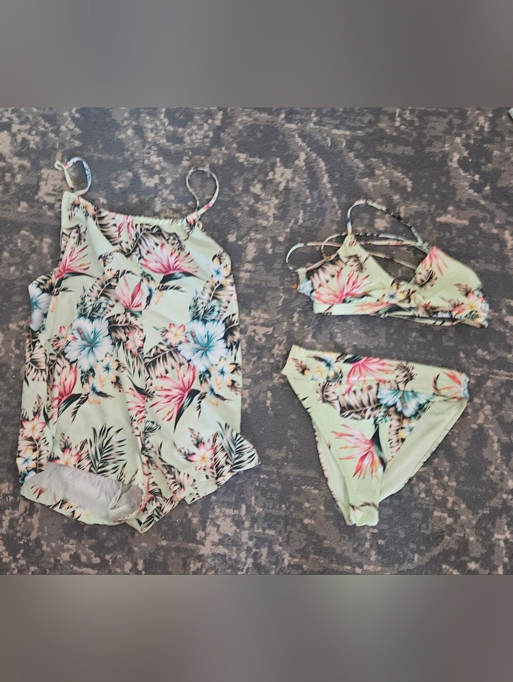 Hurley Green Hawaiian Medium High Waisted Bikini